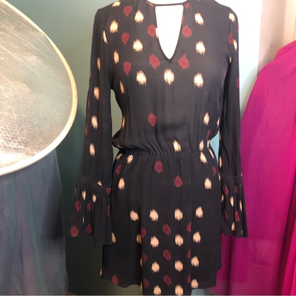 Parker silk keyhole shirtdress. Size small - Picture 3 of 11